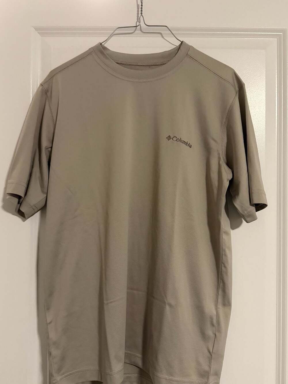 Columbia Men's Omni-Wick Alpine Chill Pro Short Sleeve Crew T-Shirt in Stone